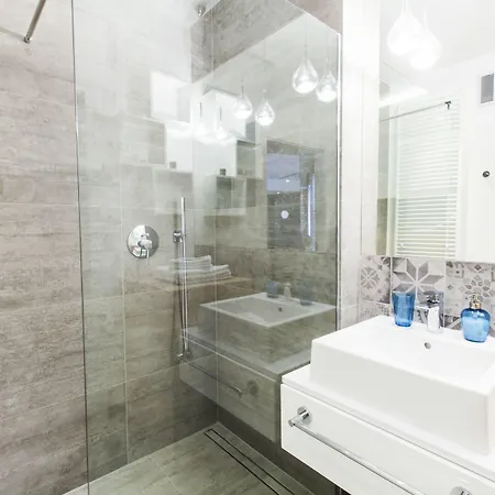 Homewell Stare شقة